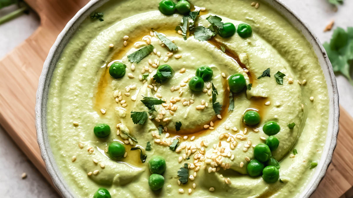 Hummus made with sweet peas