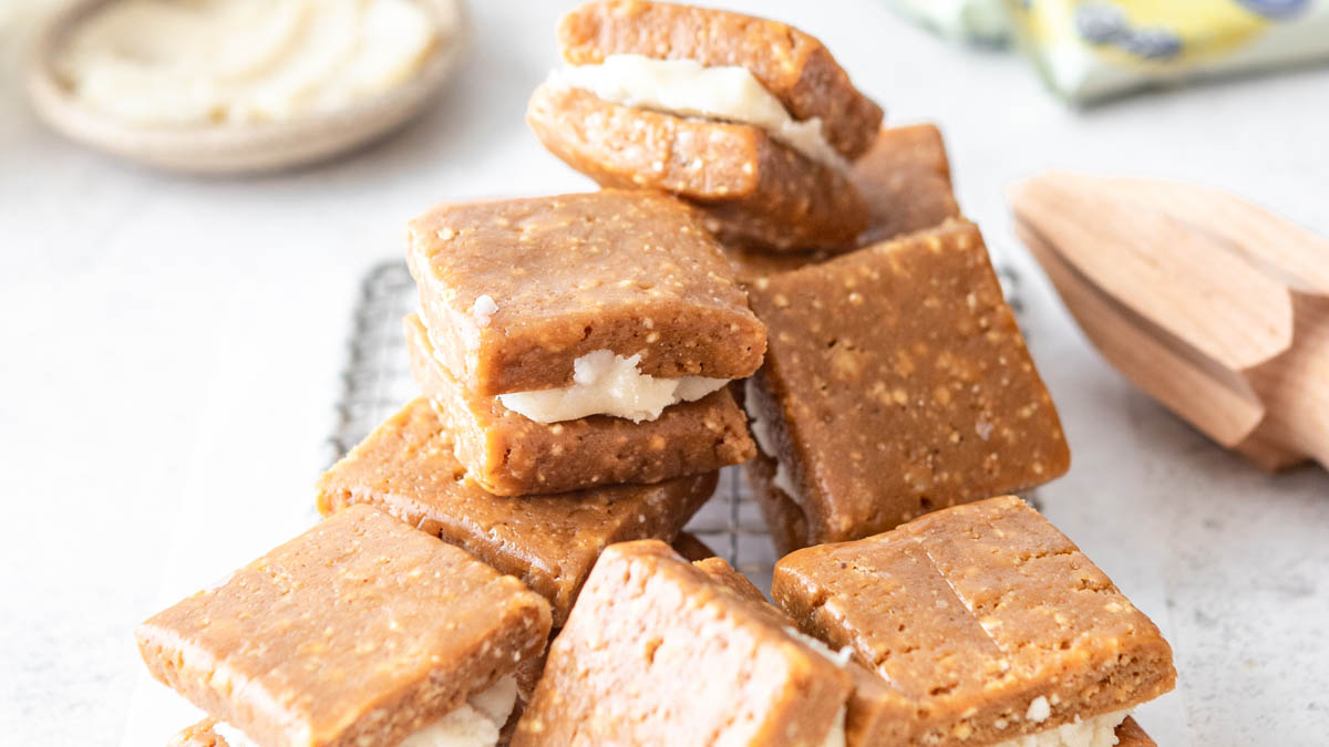 Lemon coconut cream sandwich cookies