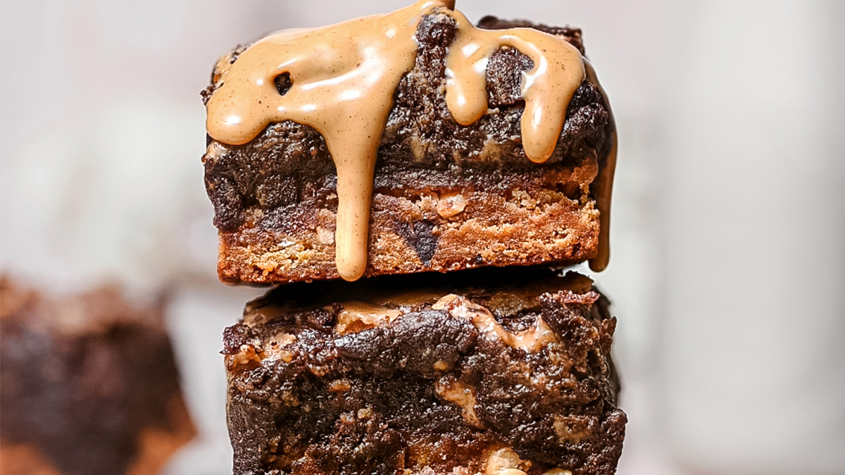 Peanut butter drizzled brownies